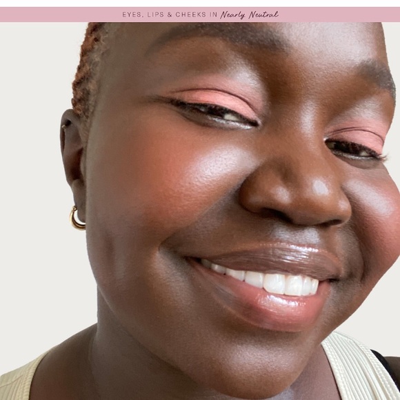 Rare Beauty Glossy Lip Balm Nearly Neutral - Picture 7 of 8